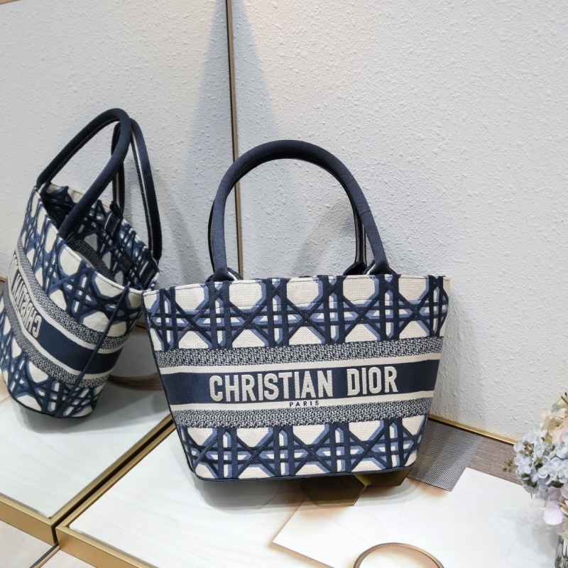 D*or top handle bags
